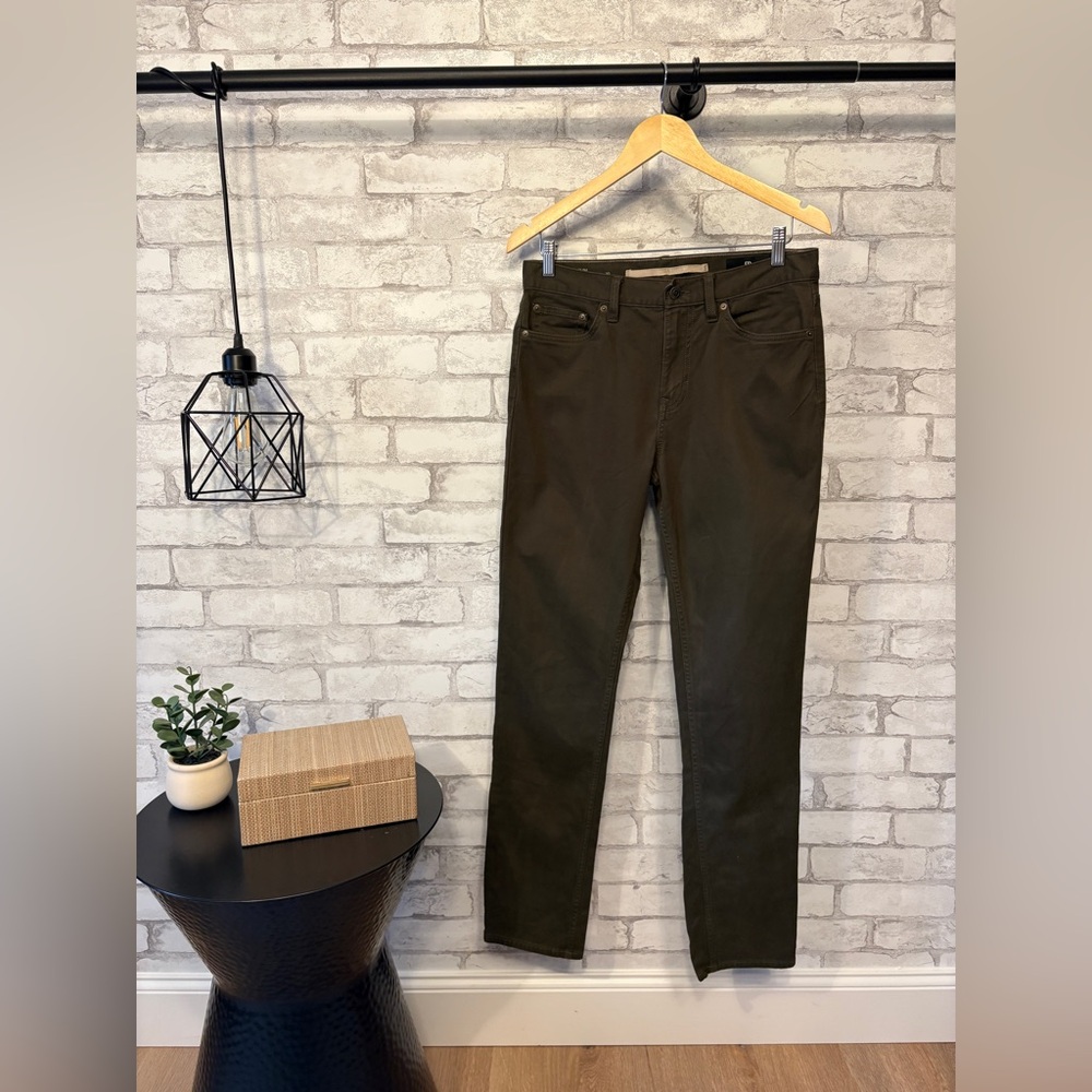 Banana Republic Men's Athletic Traveler Pant: 30x32